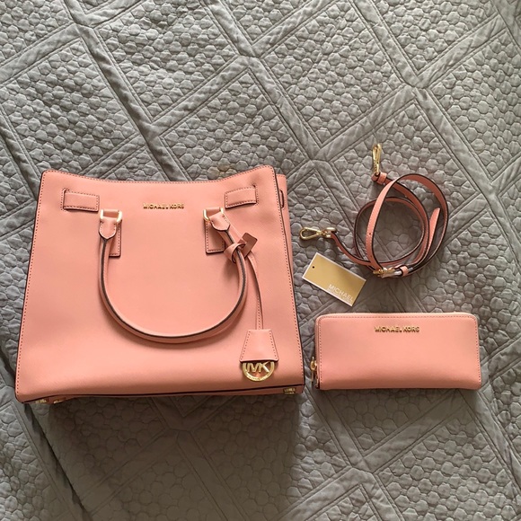 Purse and wallet